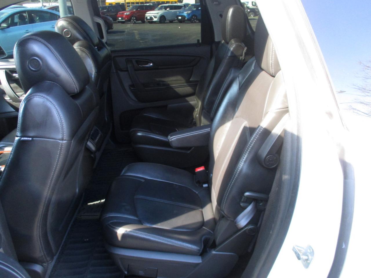 Chevrolet Traverse FWD 4dr LT w/2LT 2014