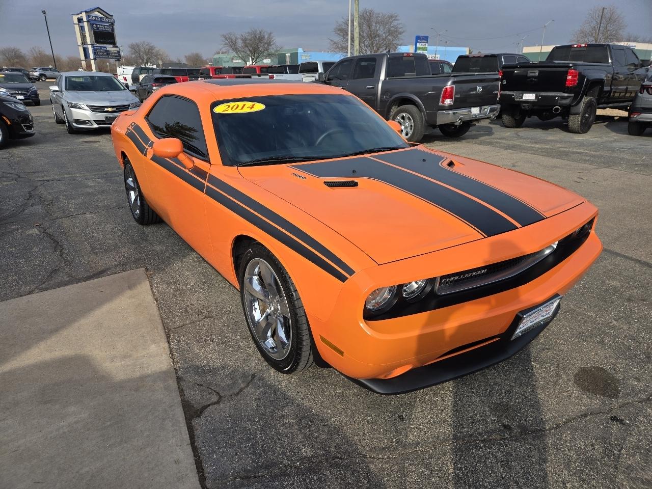Dodge Challenger 2dr Cpe R/T Plus 2014