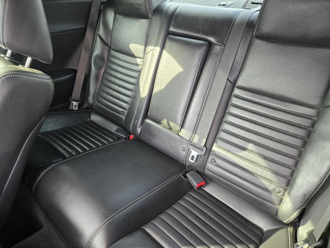 Dodge Challenger 2dr Cpe R/T Plus 2014