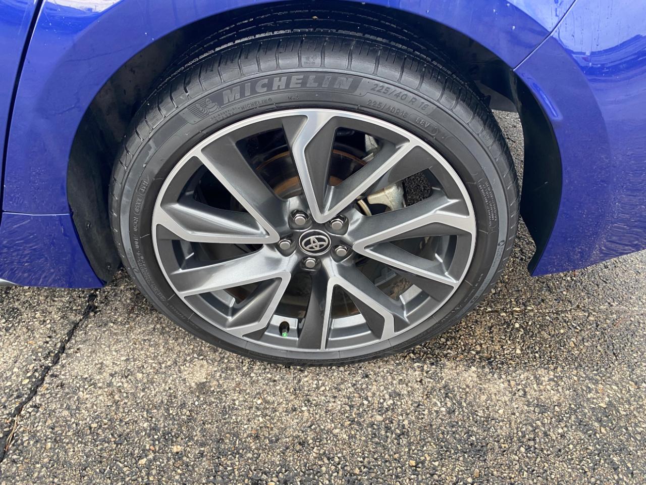 Toyota Corolla SE CVT (Natl) 2022