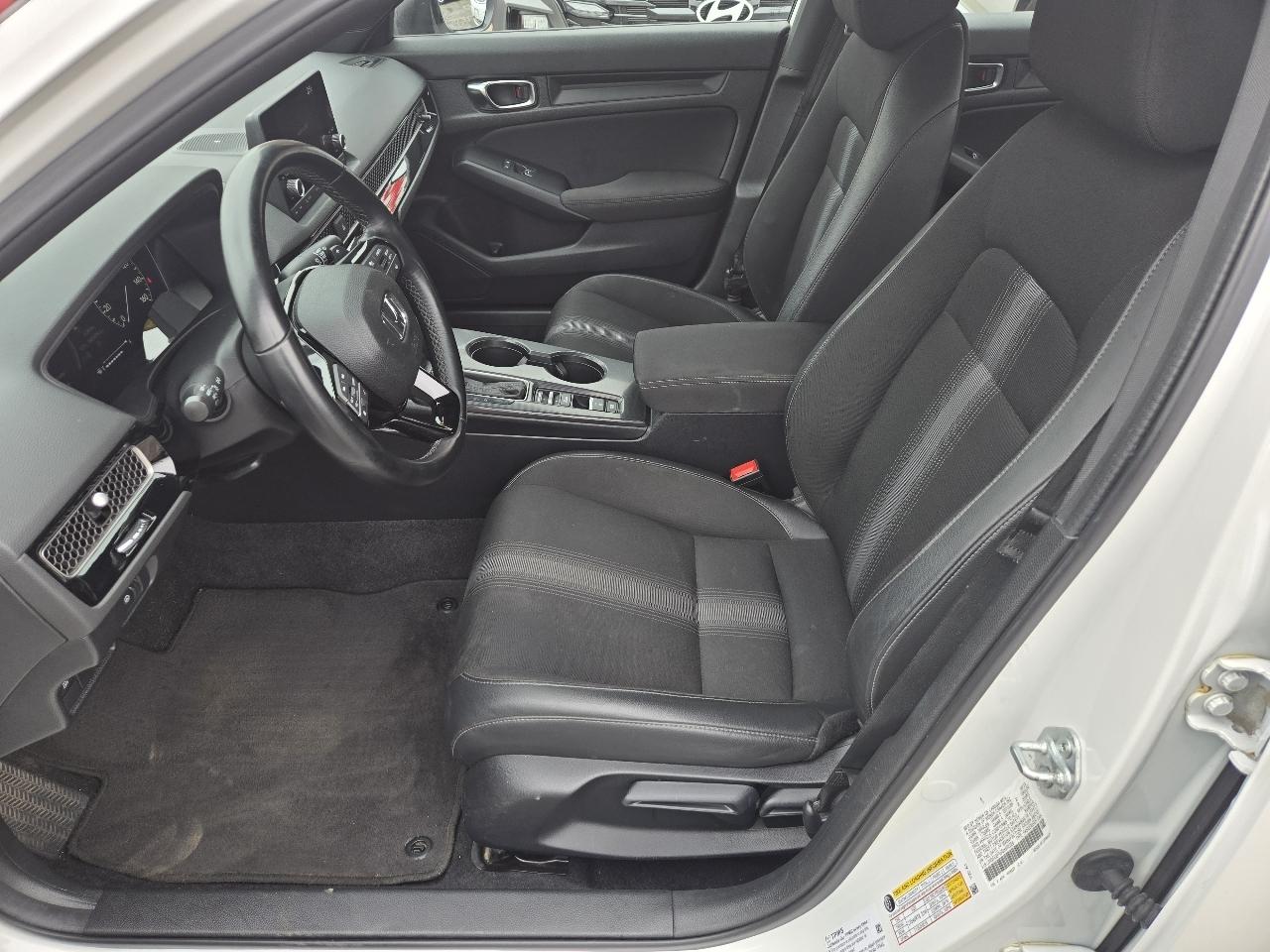 Honda Civic Sedan Sport CVT 2025