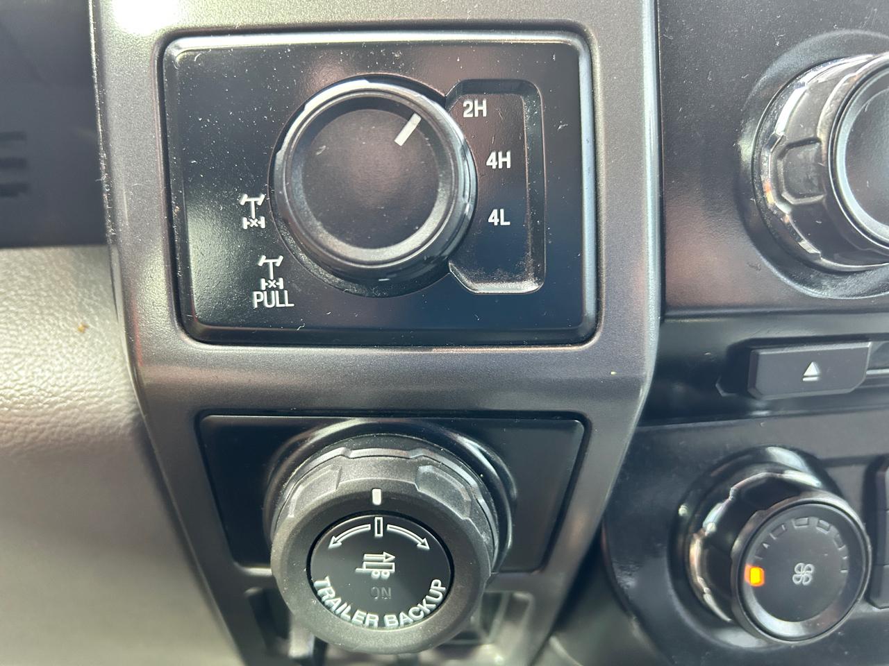 Ford F-150 4WD SuperCrew 139" XLT 2016