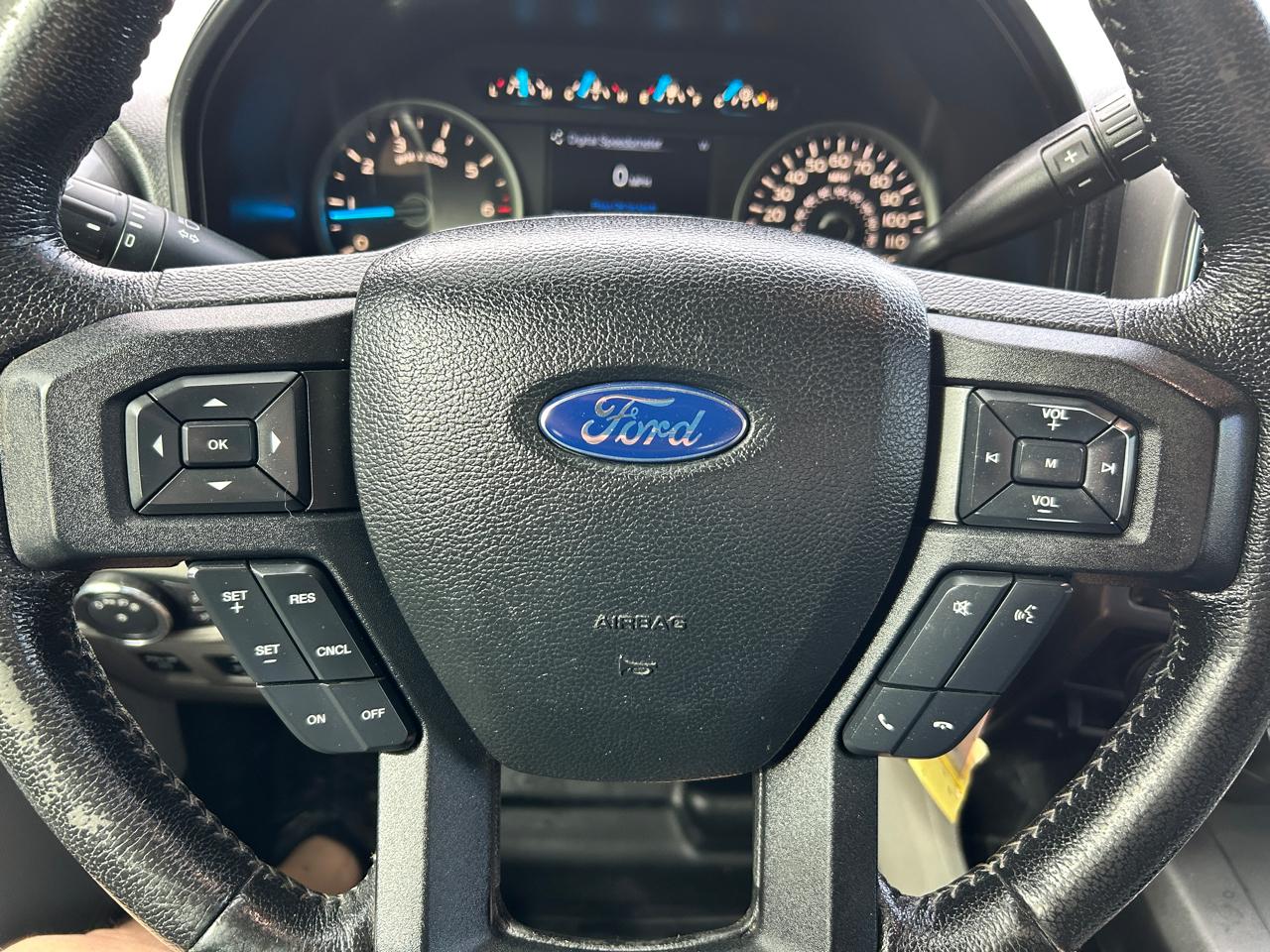 Ford F-150 4WD SuperCrew 139" XLT 2016