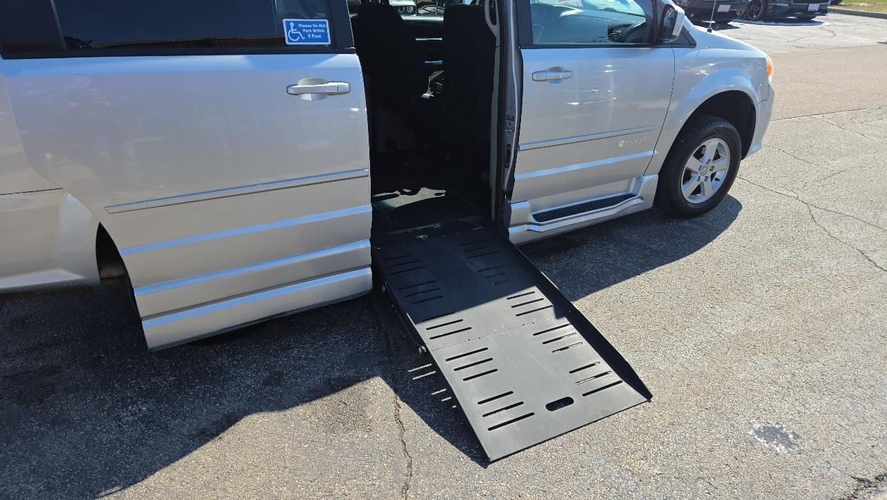 Dodge Grand Caravan 4dr Wgn SXT 2012