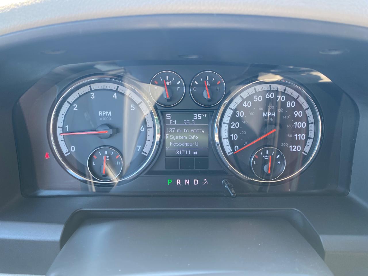 Dodge Ram 1500 4WD Crew Cab 140.5" SLT 2009