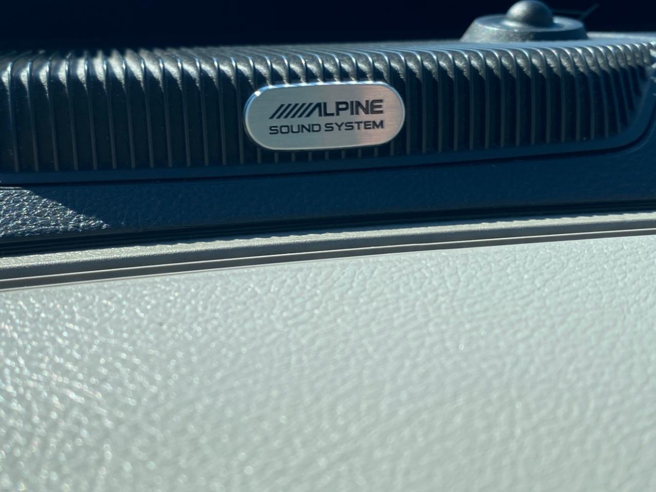 Dodge Ram 1500 4WD Crew Cab 140.5" SLT 2009