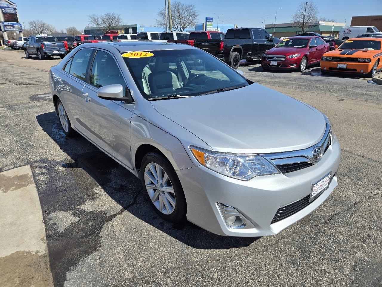 Toyota Camry 4dr Sdn V6 Auto XLE (Natl) 2012