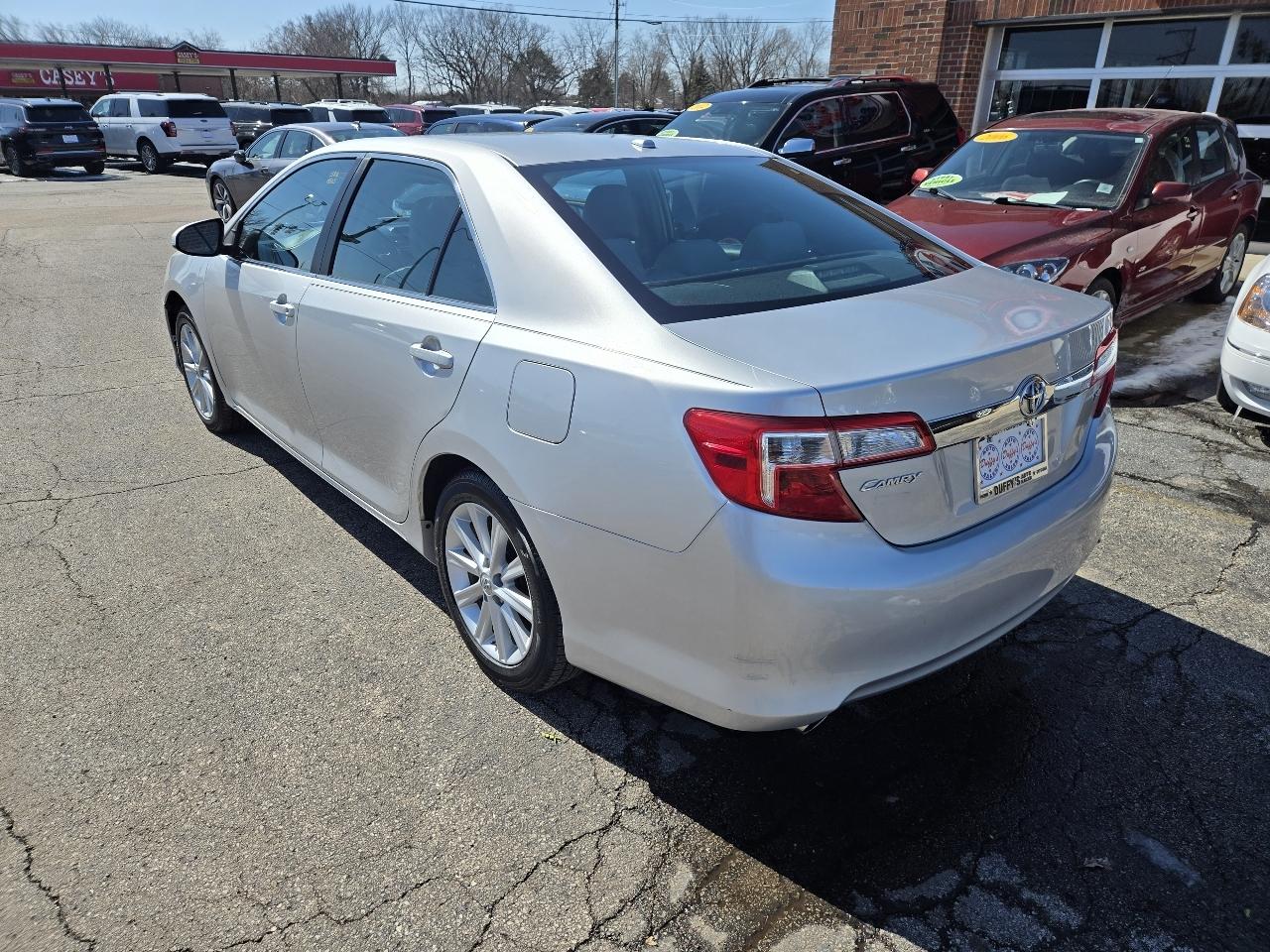 Toyota Camry 4dr Sdn V6 Auto XLE (Natl) 2012