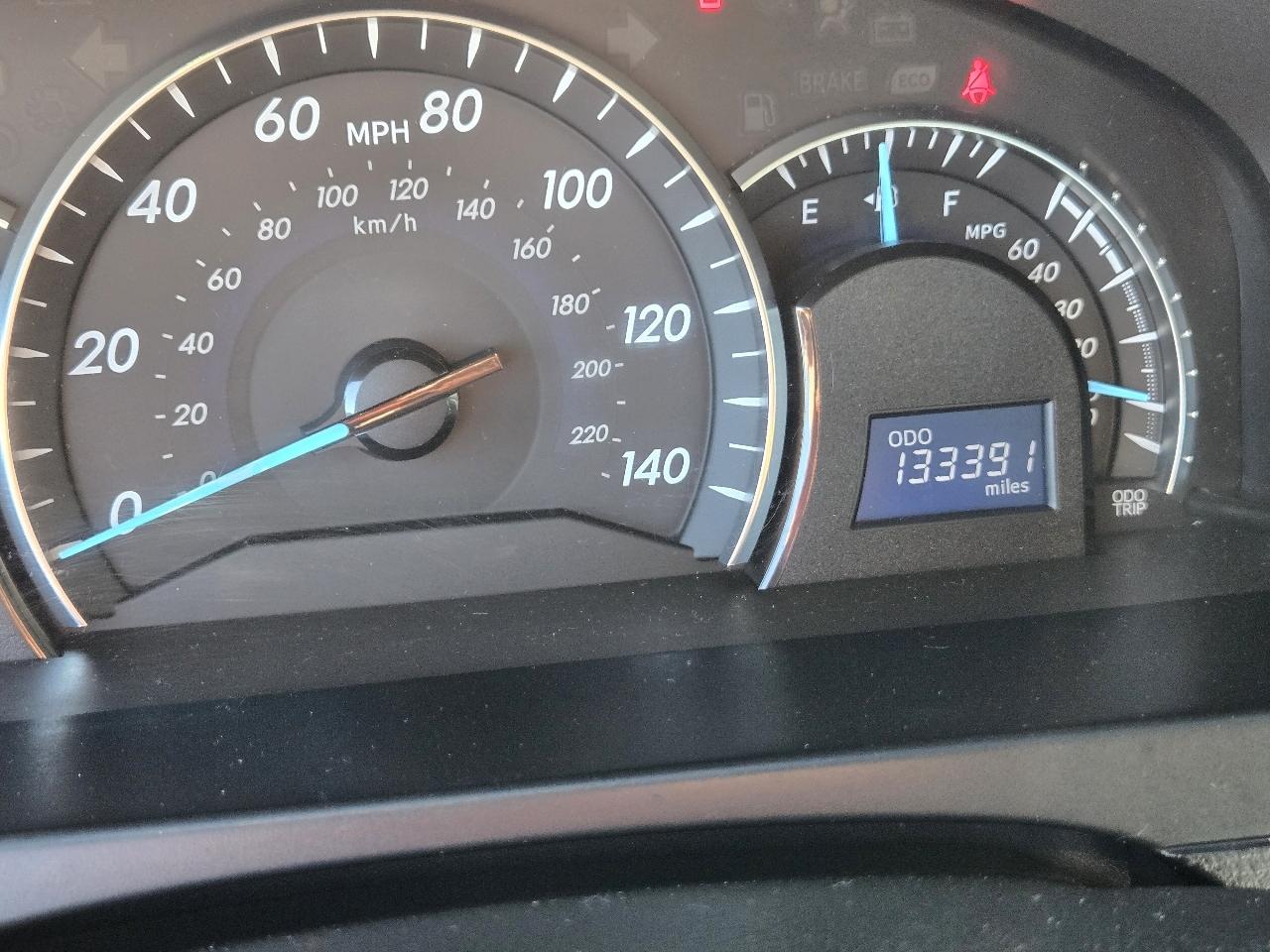 Toyota Camry 4dr Sdn V6 Auto XLE (Natl) 2012