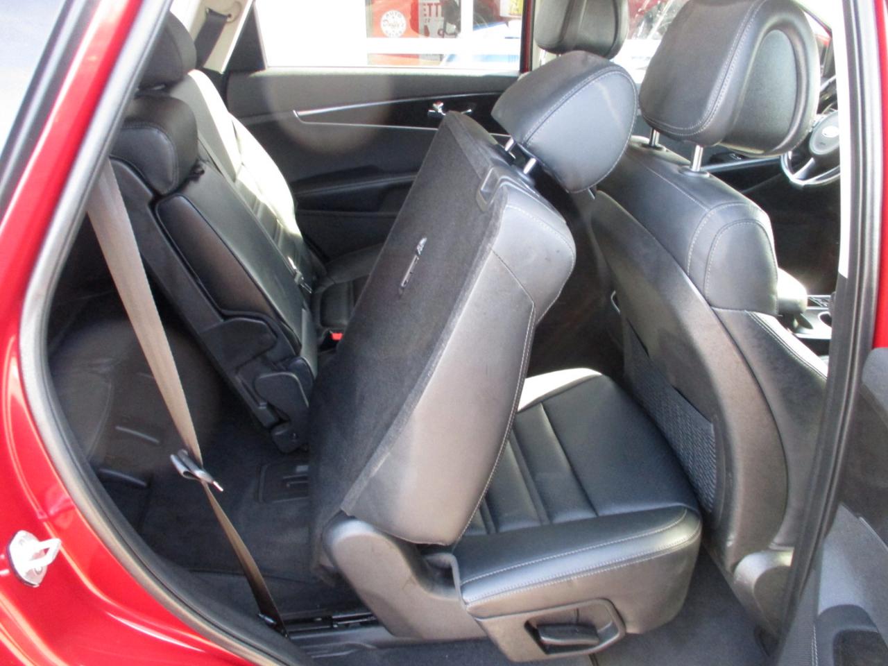 Kia Sorento AWD 4dr 3.3L EX 2016