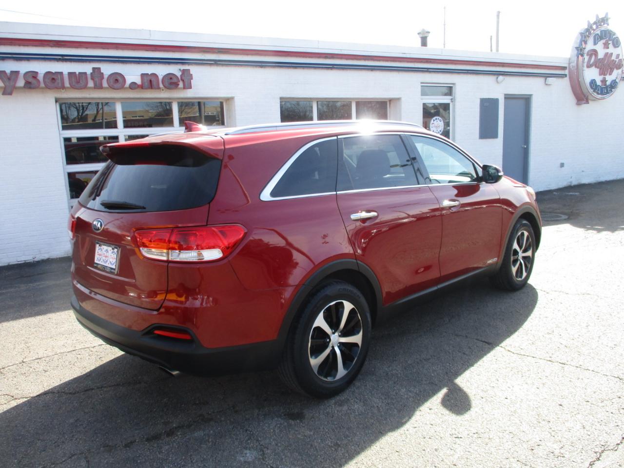 Kia Sorento AWD 4dr 3.3L EX 2016