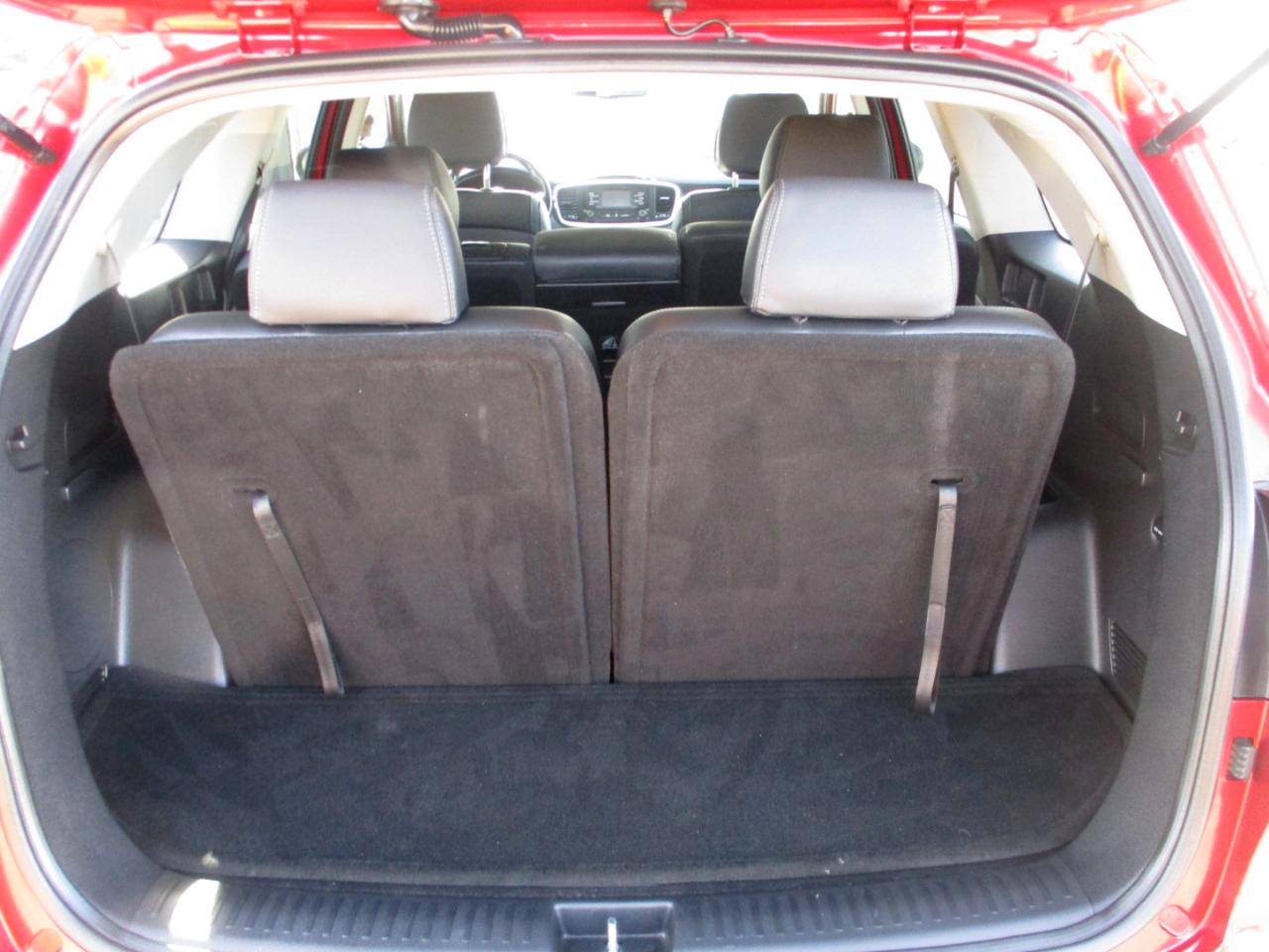 Kia Sorento AWD 4dr 3.3L EX 2016