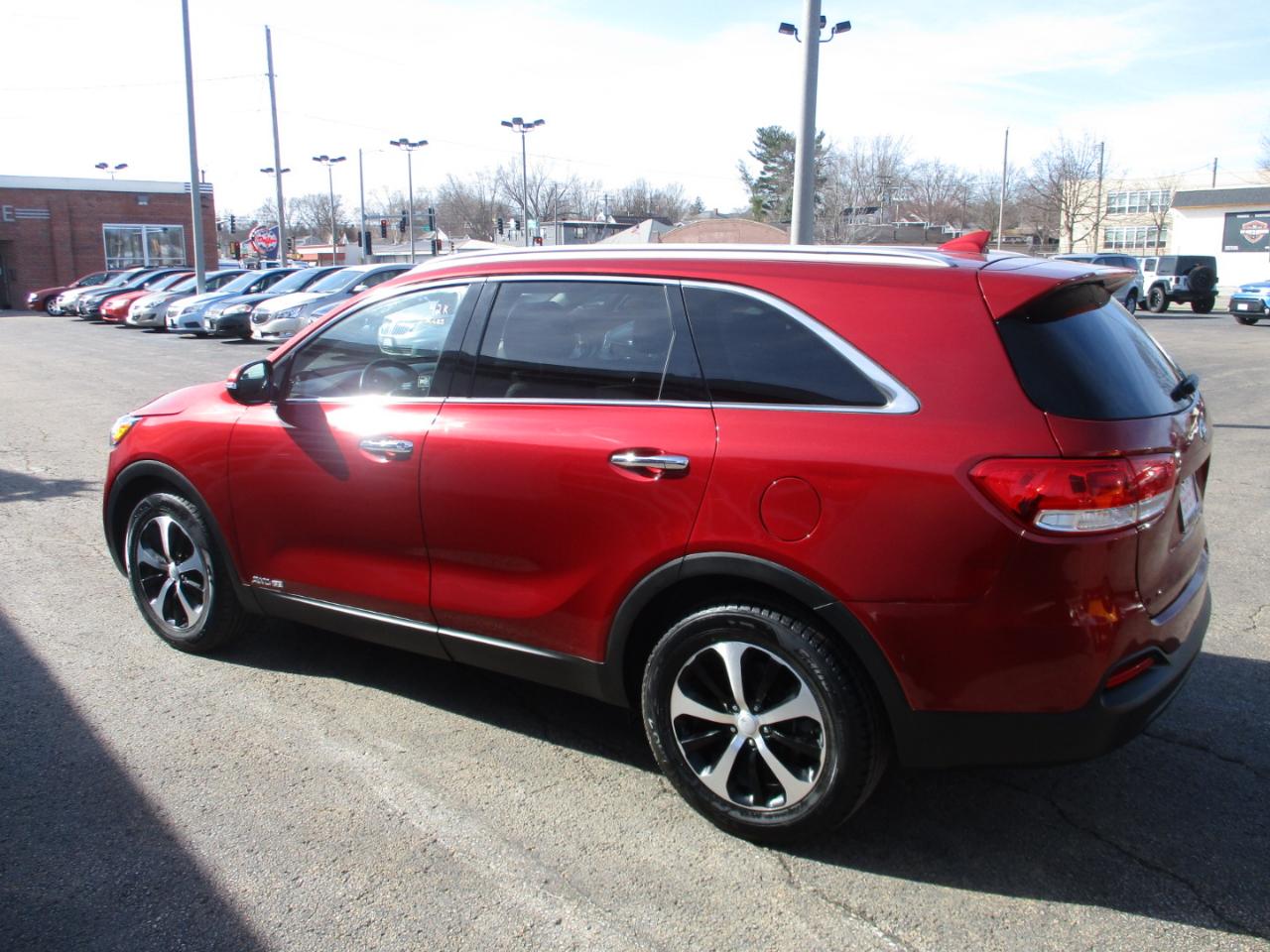 Kia Sorento AWD 4dr 3.3L EX 2016