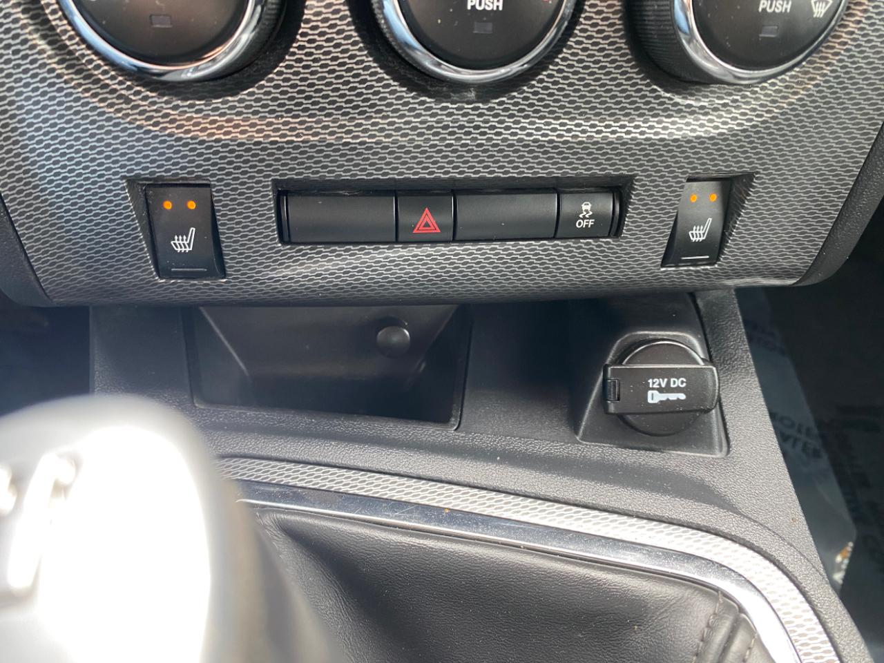 Dodge Challenger 2dr Cpe R/T Classic 2013