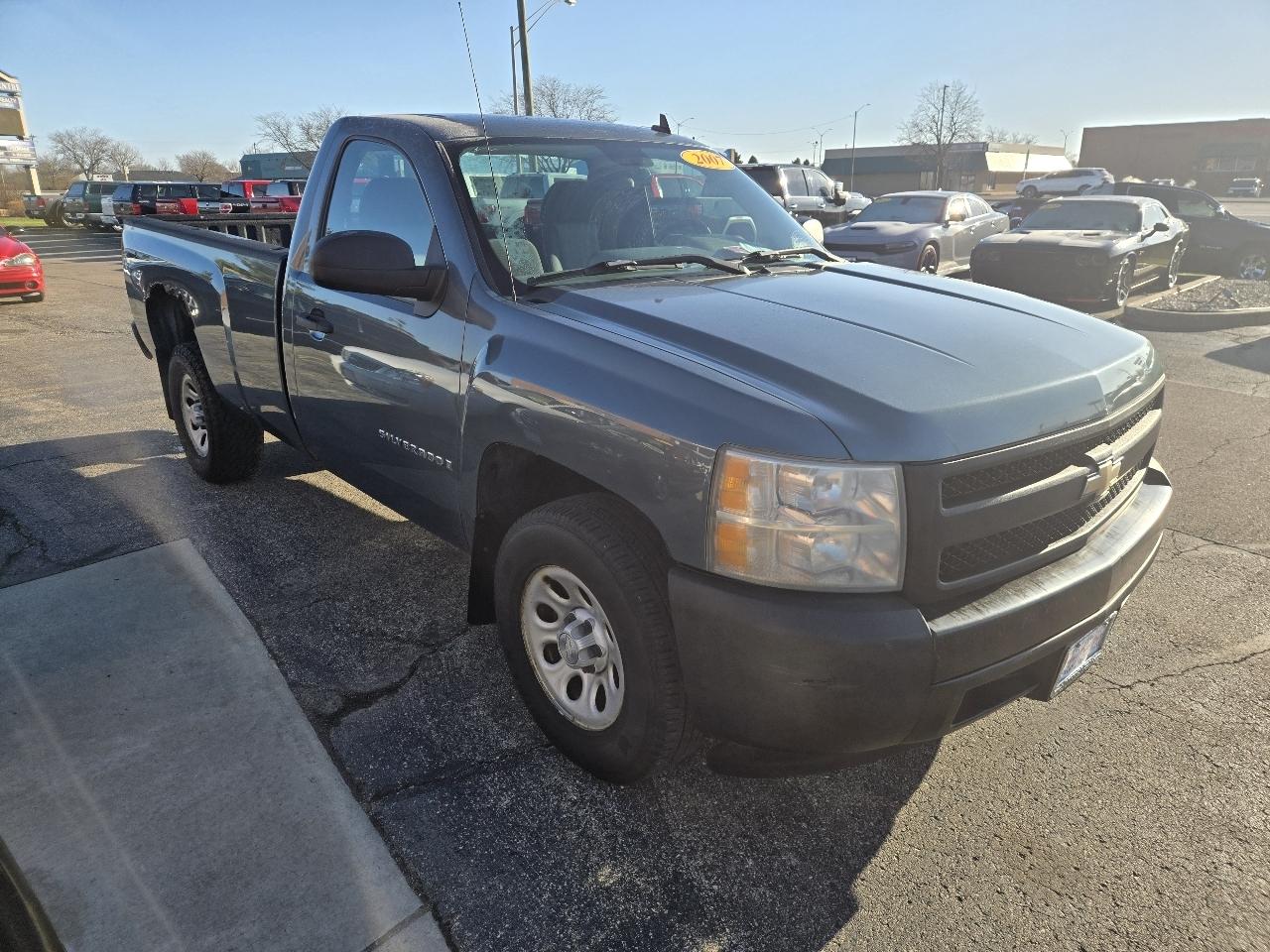 Chevrolet Silverado 1500 2WD Reg Cab 133.0" Work Truck 2007