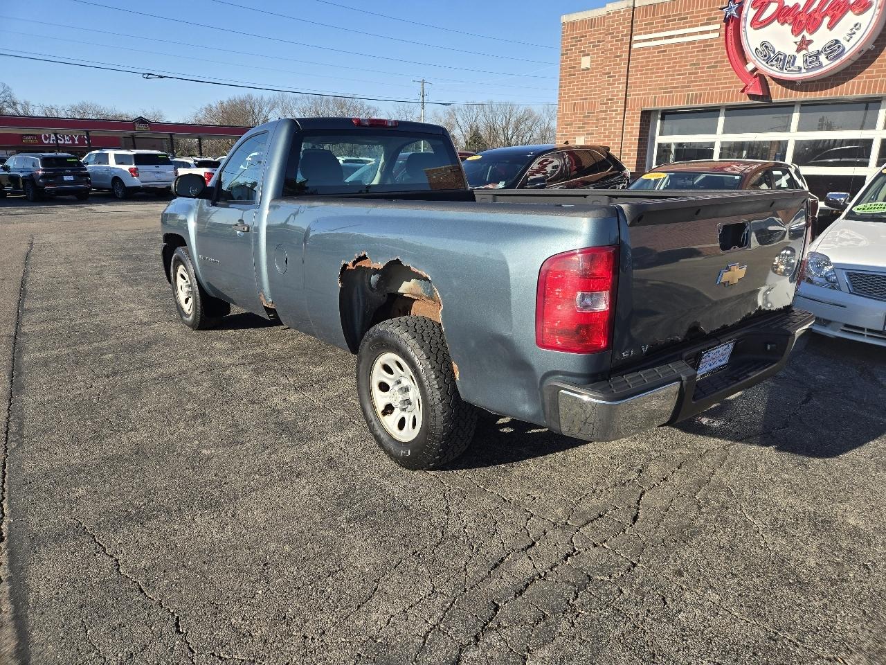 Chevrolet Silverado 1500 2WD Reg Cab 133.0" Work Truck 2007