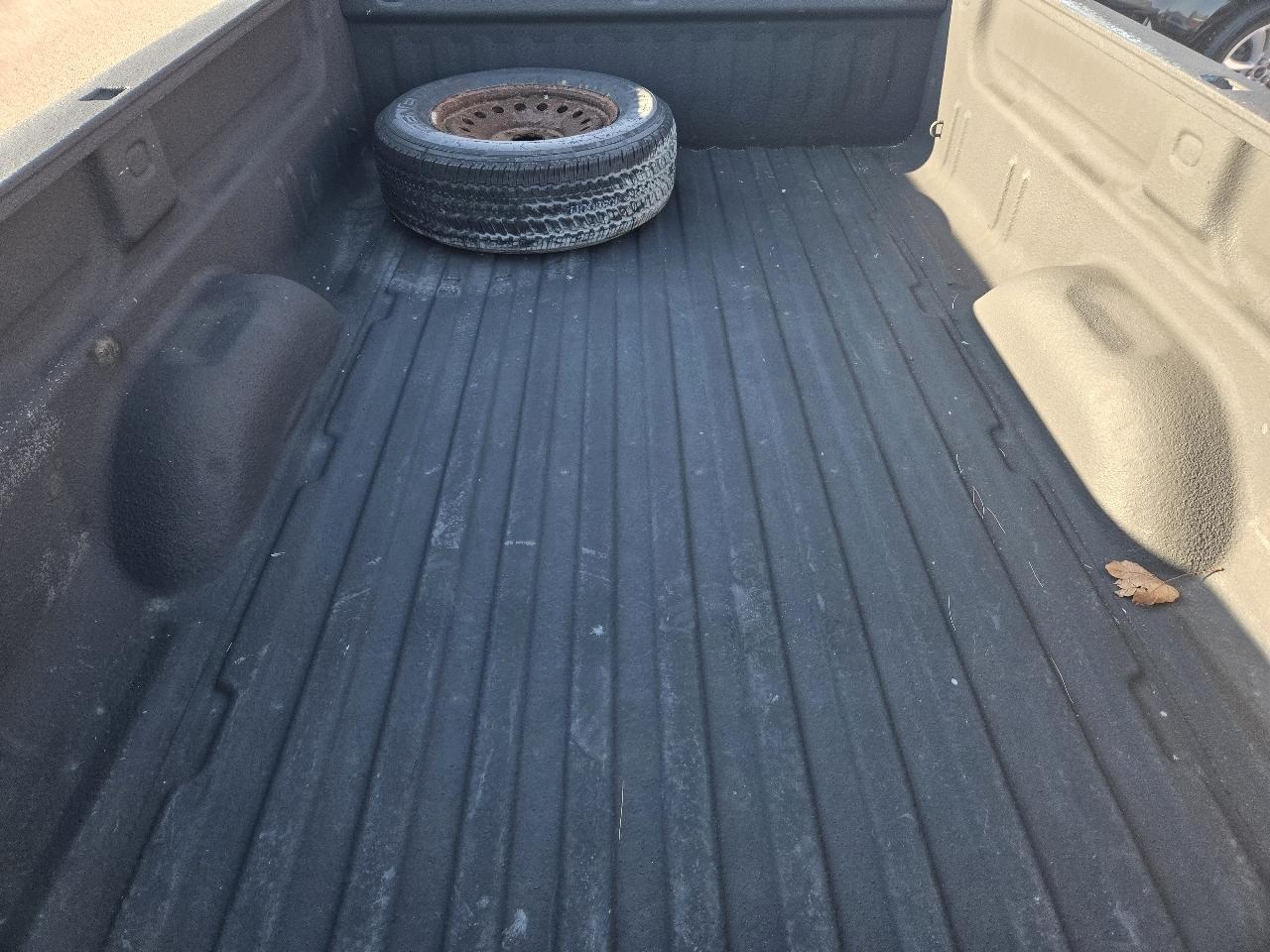 Chevrolet Silverado 1500 2WD Reg Cab 133.0" Work Truck 2007