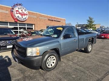 2007 Chevrolet Silverado 1500 2WD Reg Cab 133.0" Work Truck