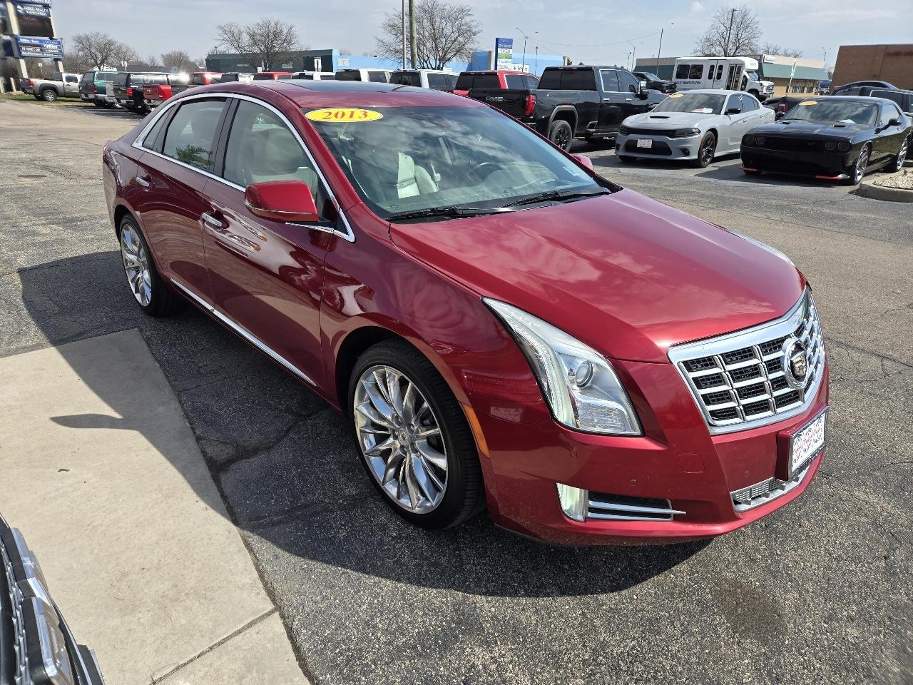 Cadillac XTS 4dr Sdn Platinum FWD 2013