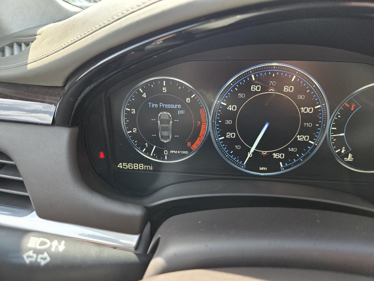 Cadillac XTS 4dr Sdn Platinum FWD 2013