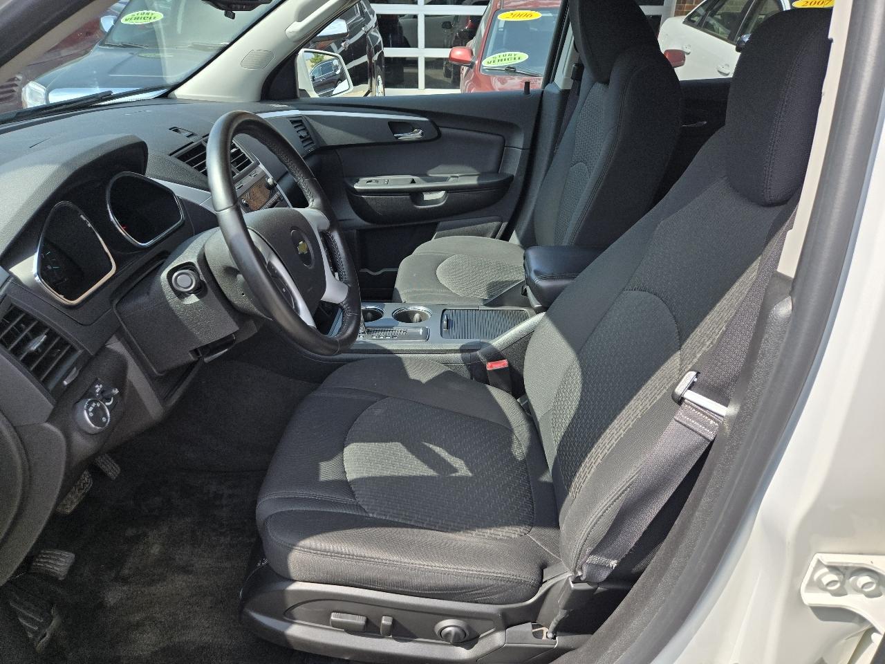 Chevrolet Traverse FWD 4dr LT w/1LT 2012