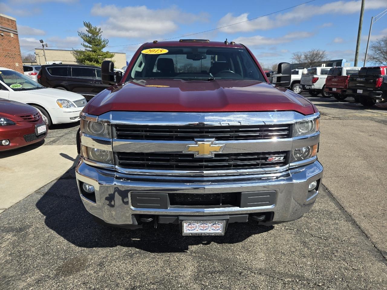 Chevrolet Silverado 2500HD 4WD Double Cab 144.2" LT 2015