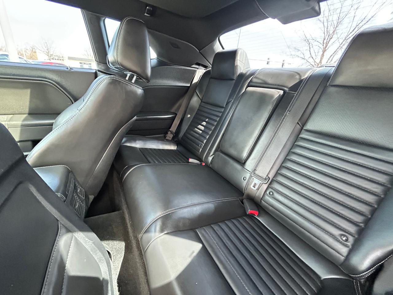 Dodge Challenger 2dr Cpe R/T Plus 2013