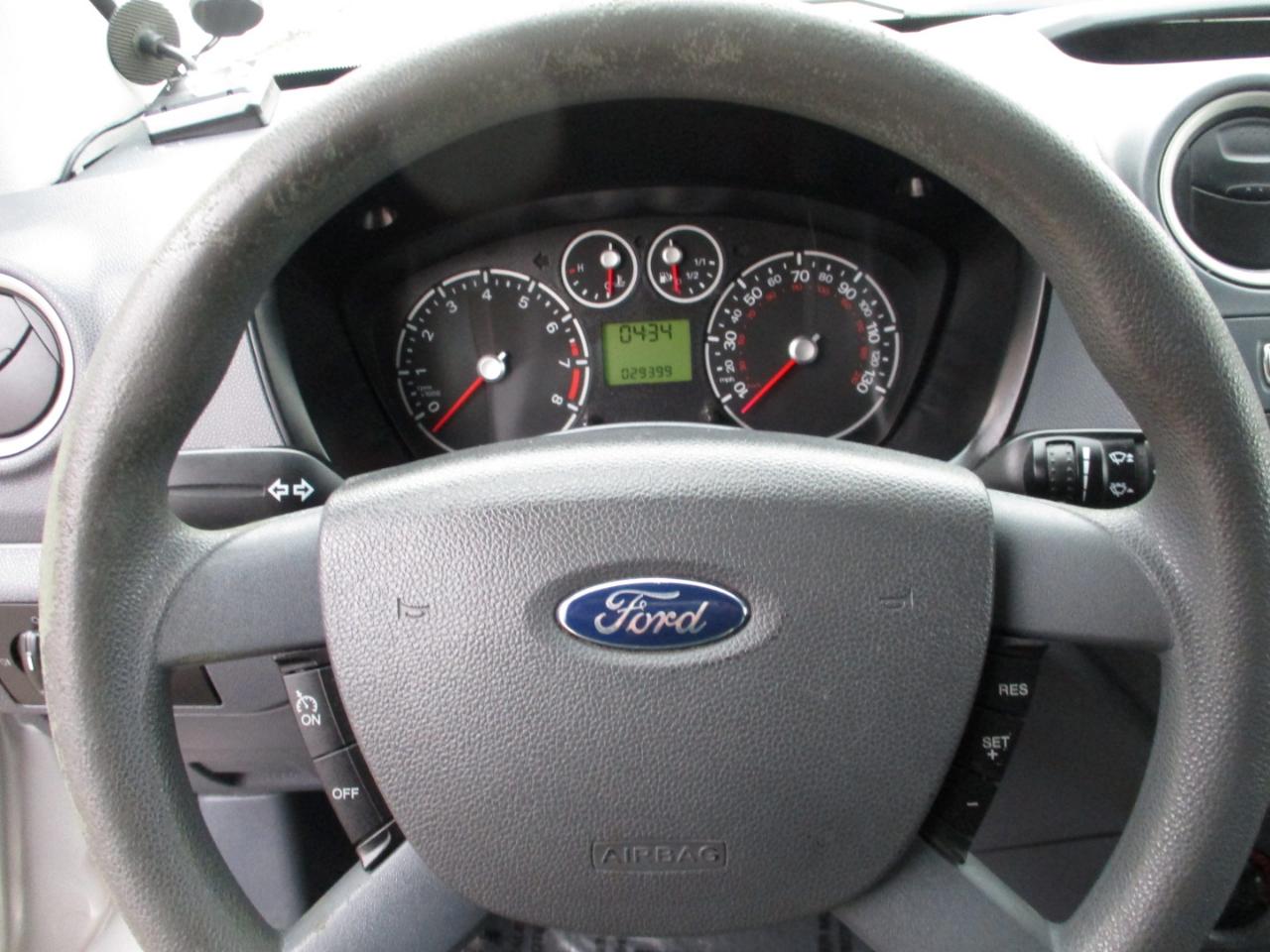 Ford Transit Connect 114.6" XL w/o side or rear door glass 2012