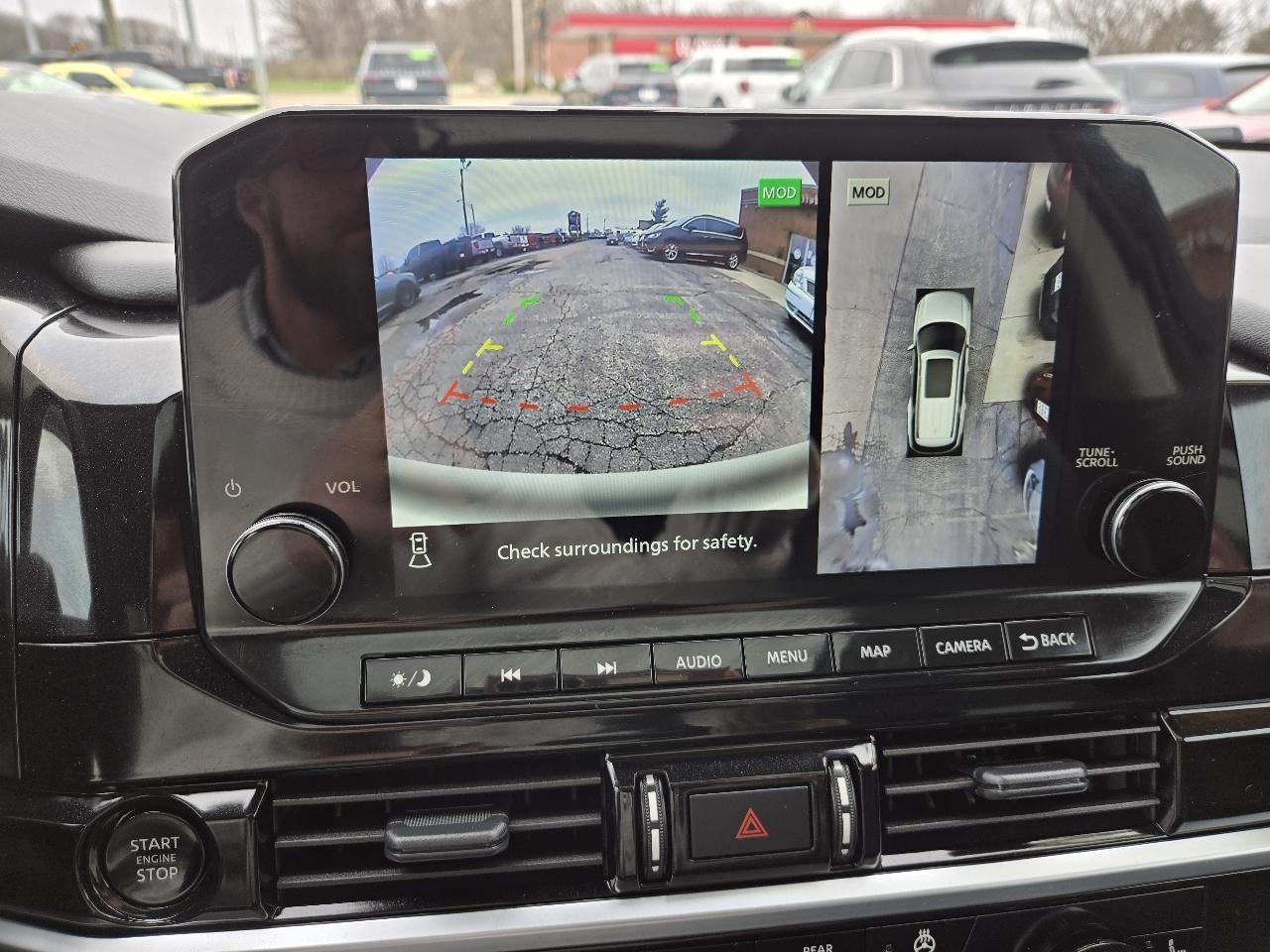 Nissan Pathfinder Platinum 4WD 2025