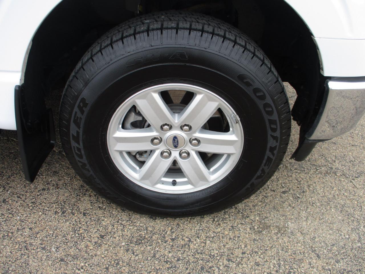 Ford F-150 XLT 4WD Reg Cab 8' Box 2021