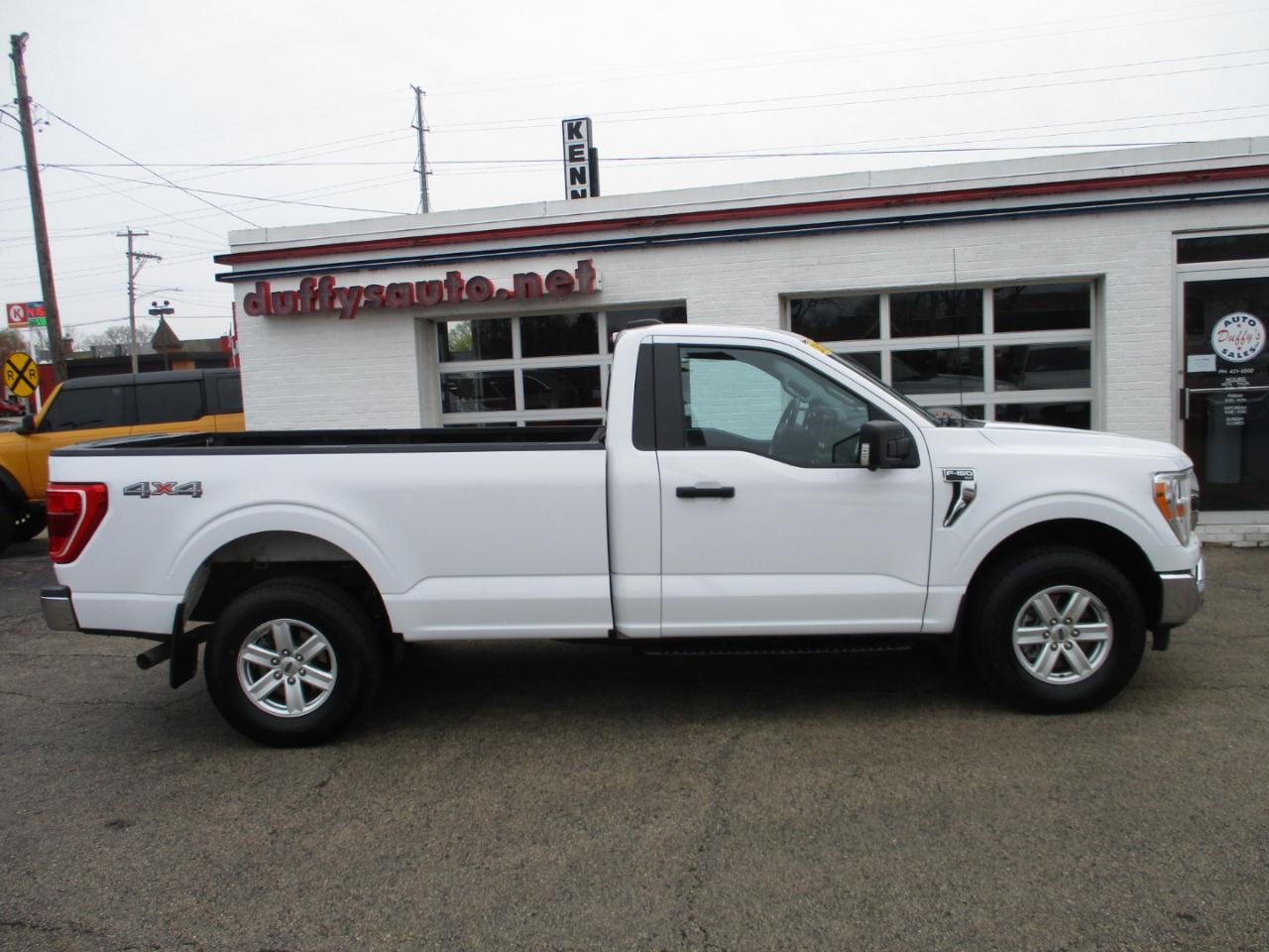 Ford F-150 XLT 4WD Reg Cab 8' Box 2021