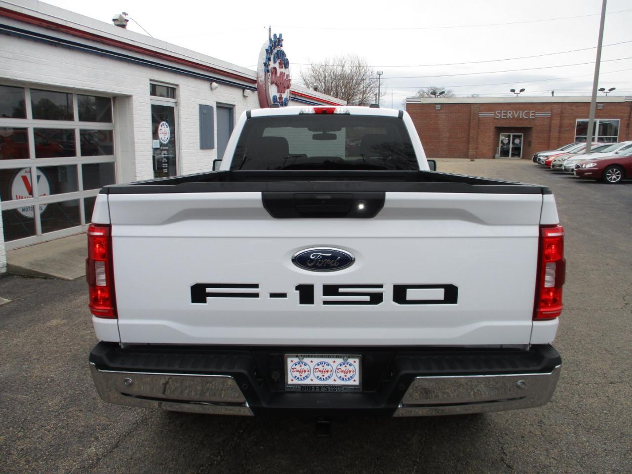 Ford F-150 XLT 4WD Reg Cab 8' Box 2021