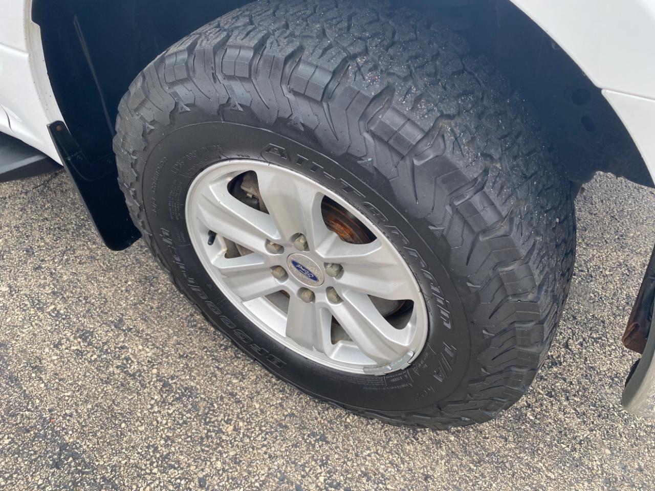 Ford F-150 4WD SuperCrew 157" XLT 2016
