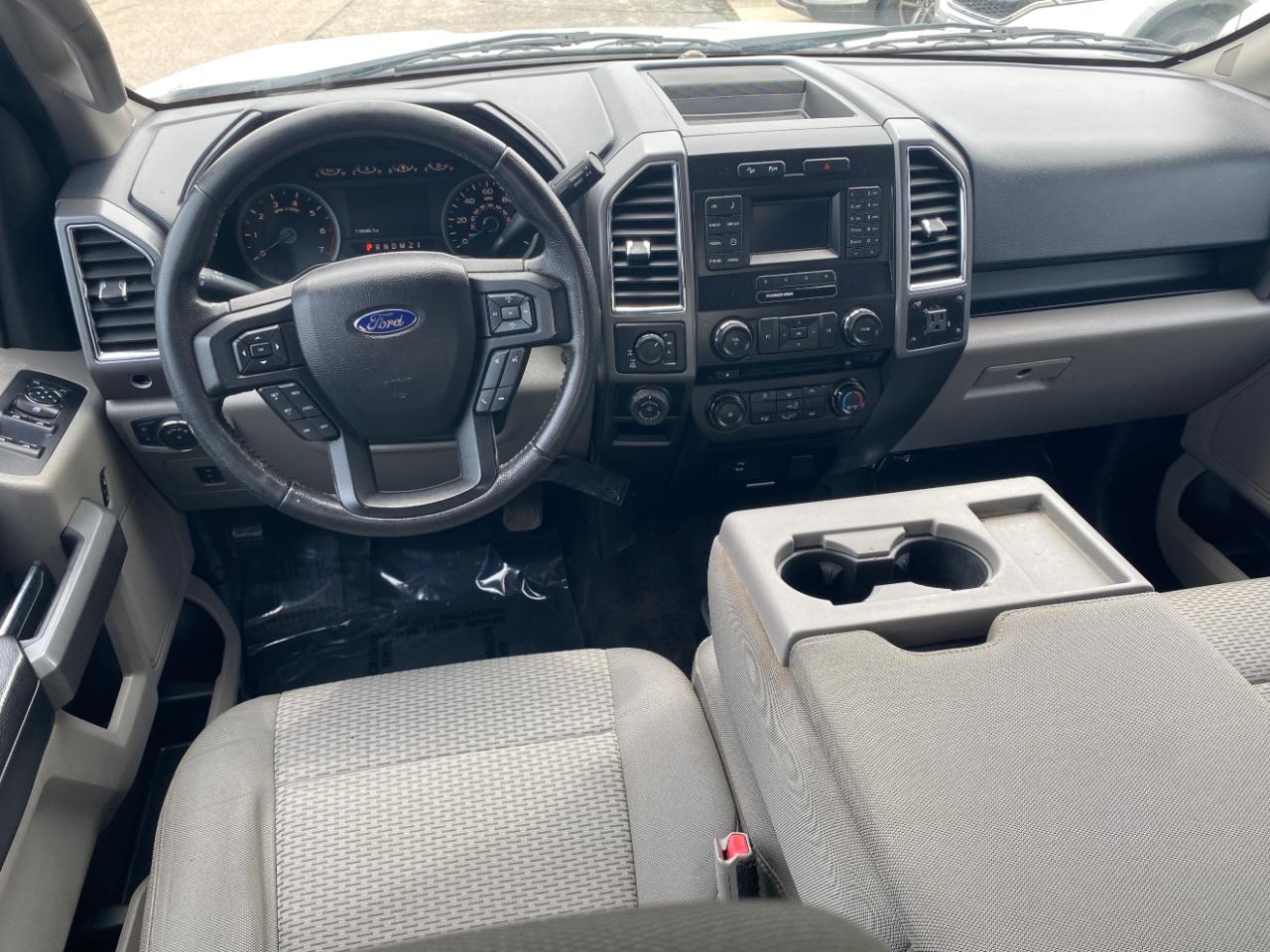 Ford F-150 4WD SuperCrew 157" XLT 2016