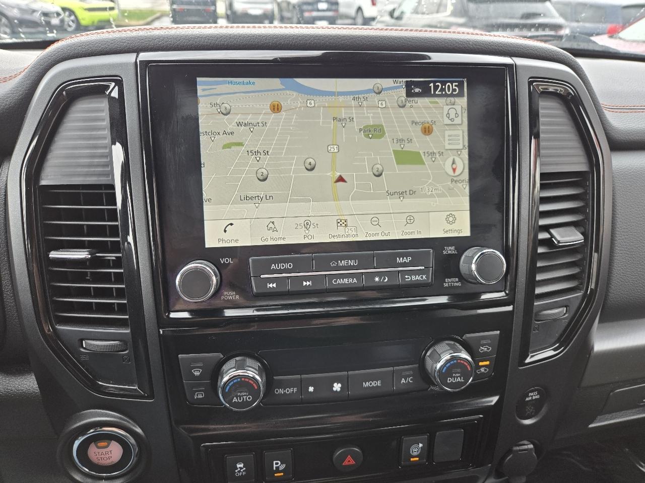 Nissan Titan 4x4 King Cab PRO-4X 2020