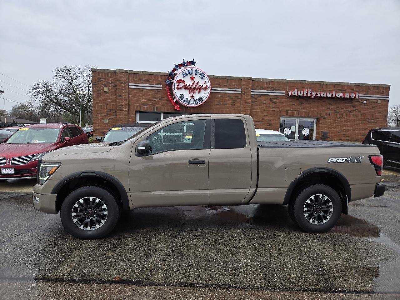 Nissan Titan 4x4 King Cab PRO-4X 2020