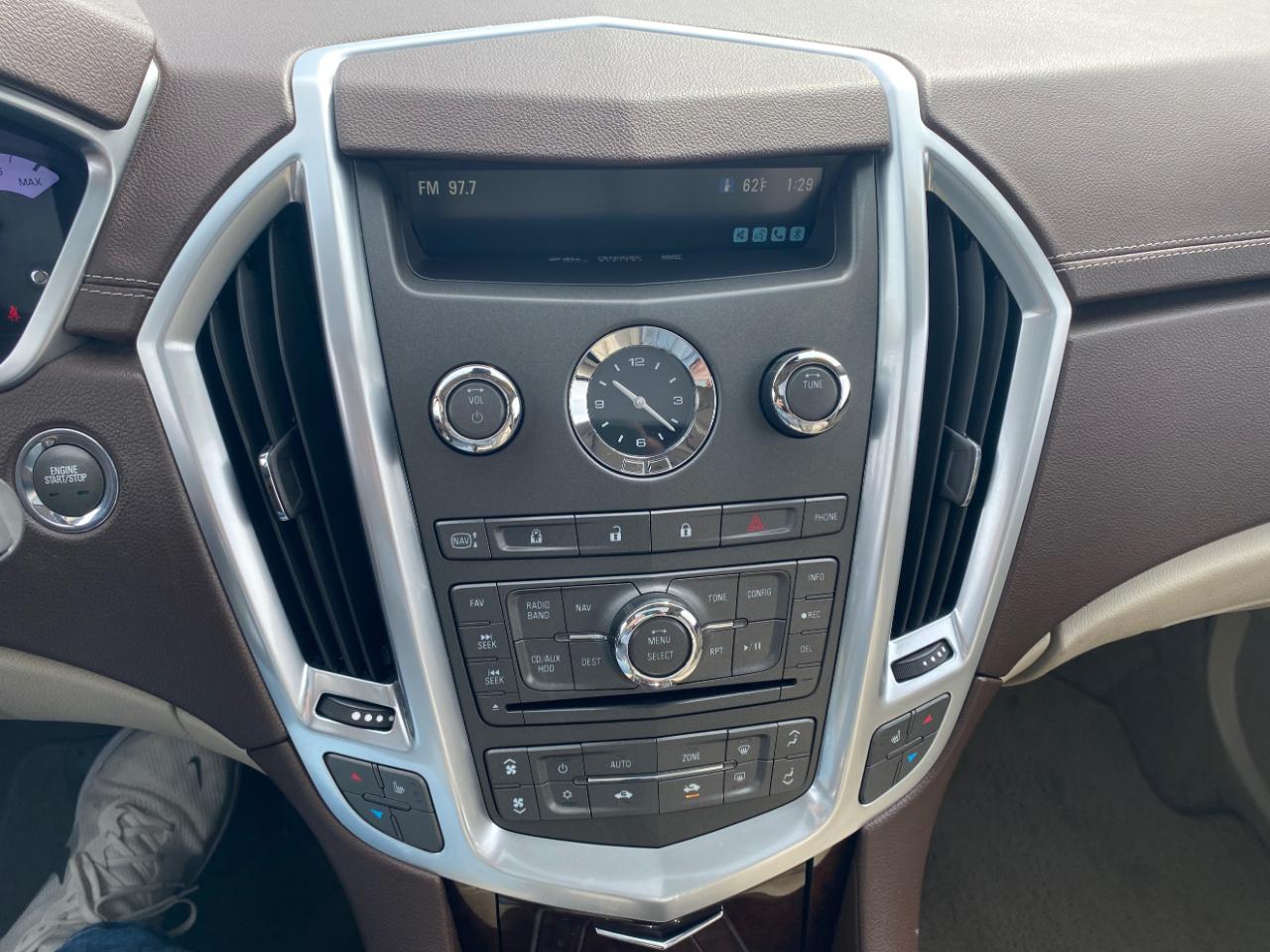 Cadillac SRX AWD 4dr Luxury Collection 2010