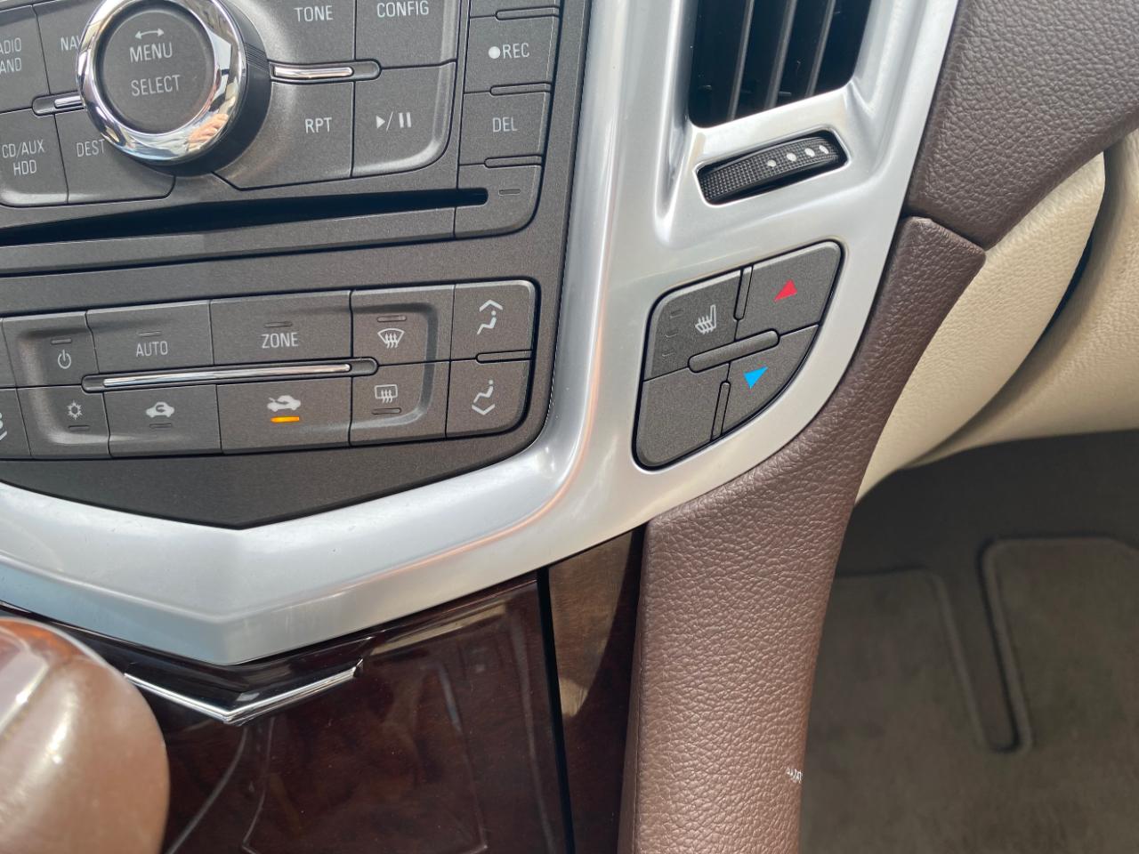 Cadillac SRX AWD 4dr Luxury Collection 2010