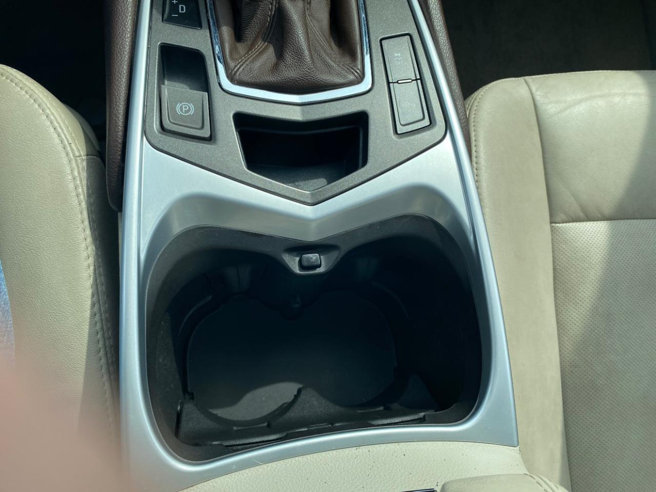 Cadillac SRX AWD 4dr Luxury Collection 2010