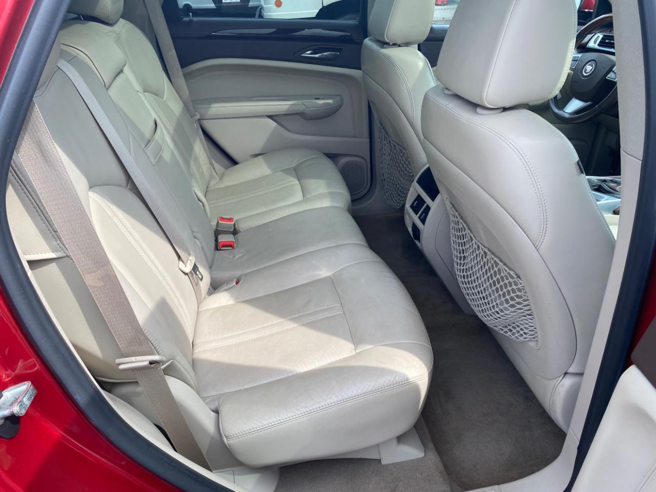 Cadillac SRX AWD 4dr Luxury Collection 2010