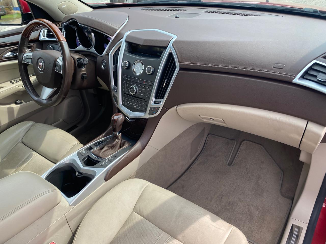 Cadillac SRX AWD 4dr Luxury Collection 2010