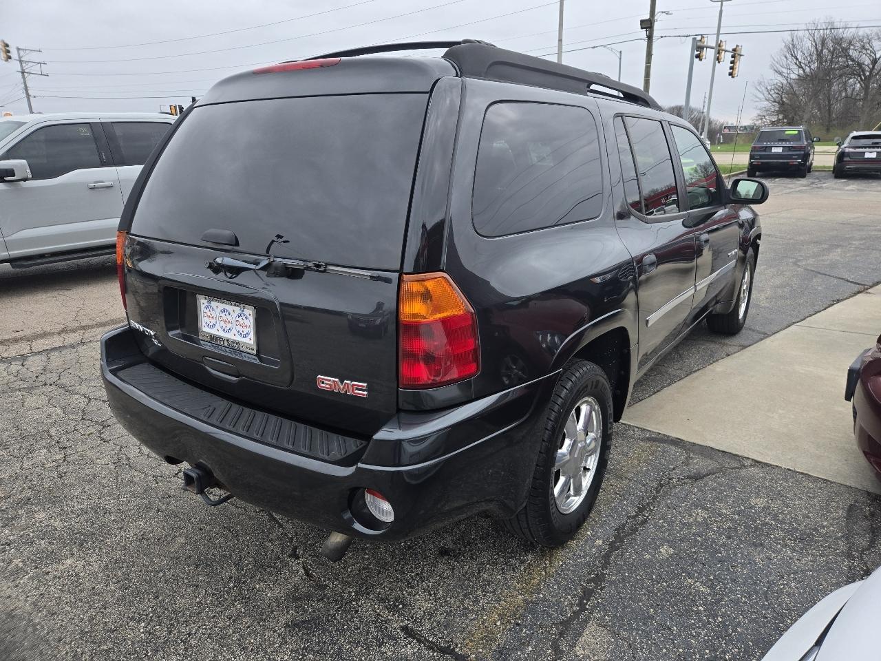 GMC Envoy XL 4dr 4WD SLE 2006