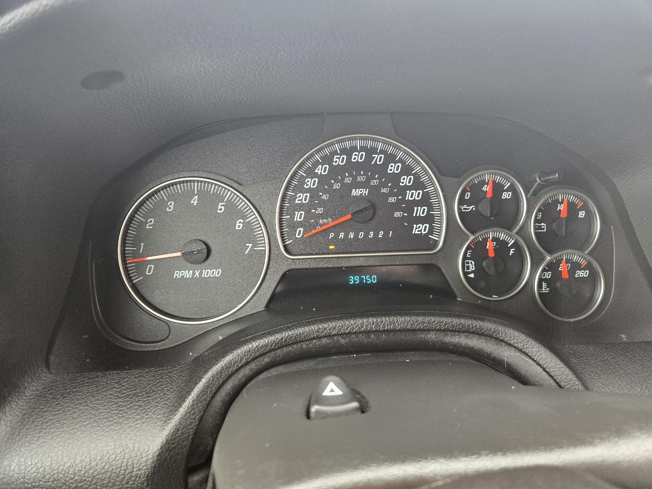 GMC Envoy XL 4dr 4WD SLE 2006