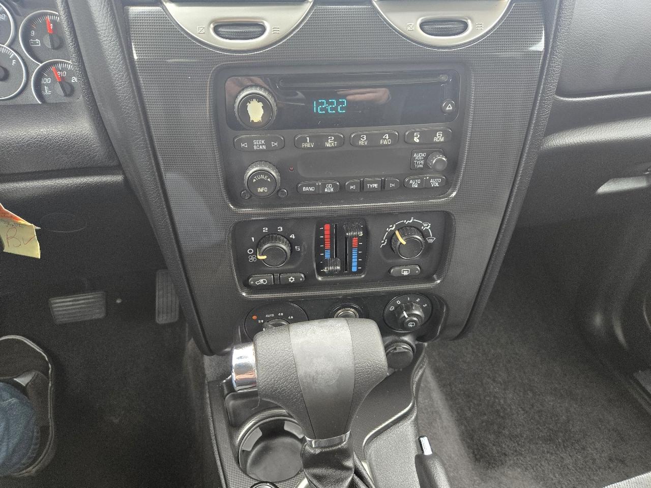 GMC Envoy XL 4dr 4WD SLE 2006