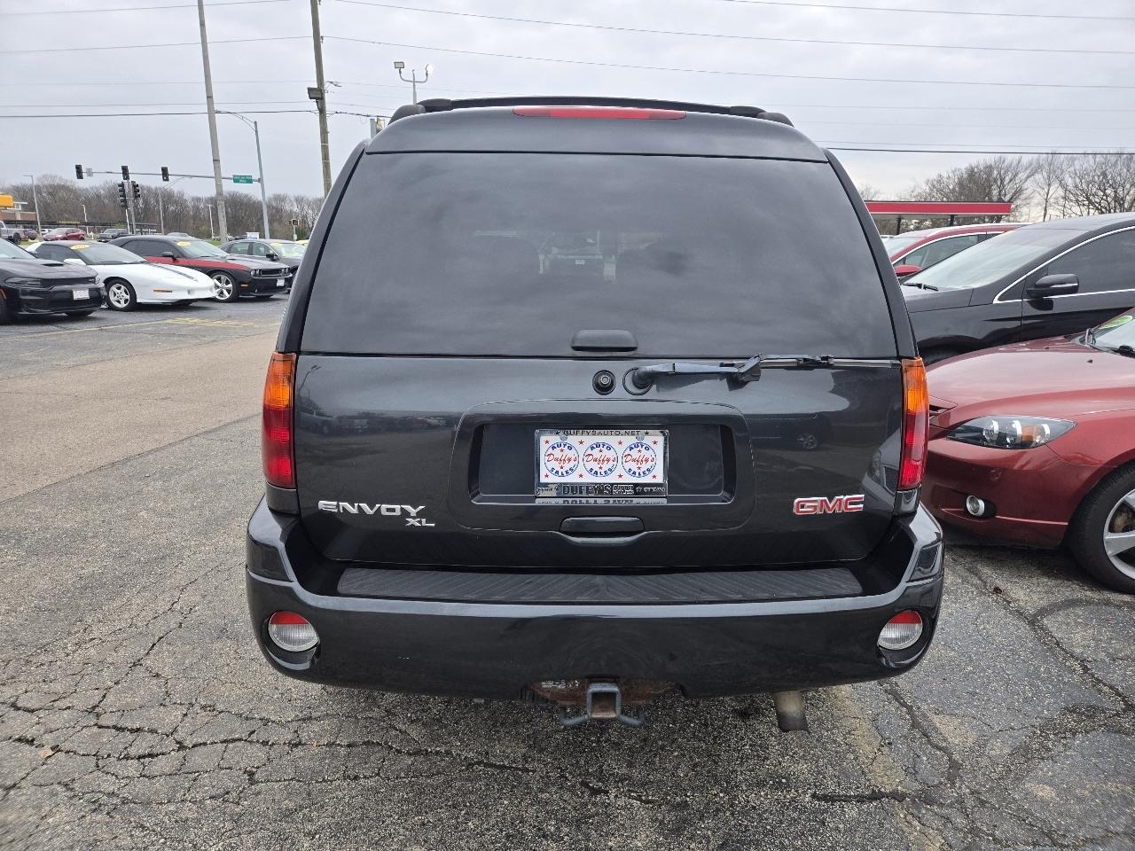 GMC Envoy XL 4dr 4WD SLE 2006