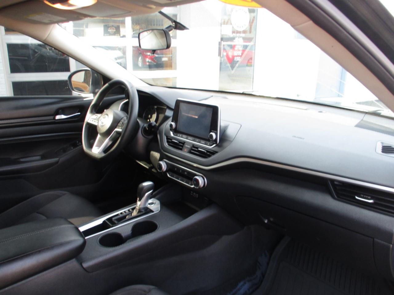 Nissan Altima 2.5 S Sedan 2020