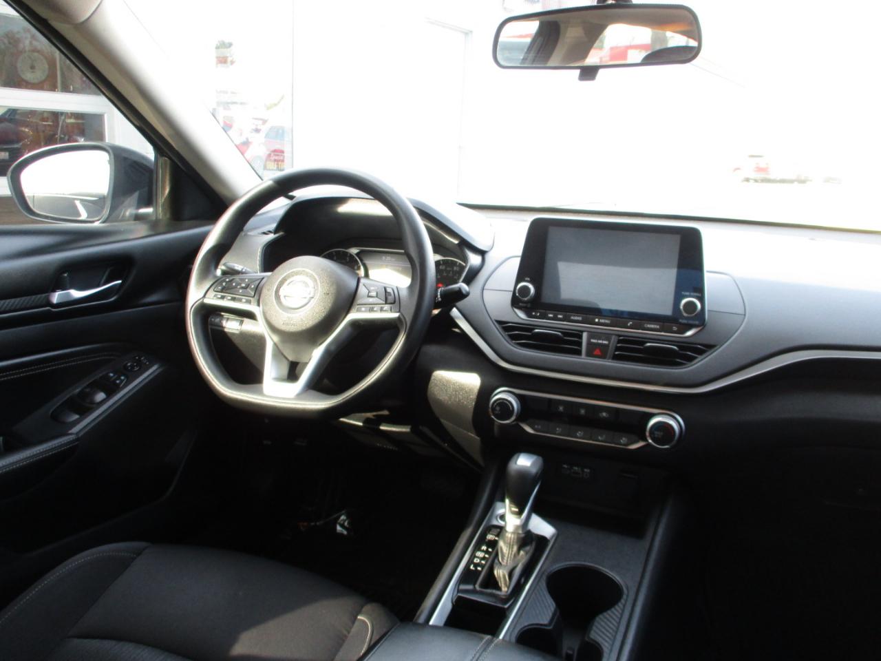 Nissan Altima 2.5 S Sedan 2020