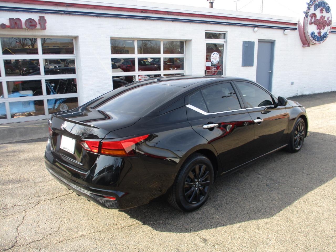 Nissan Altima 2.5 S Sedan 2020