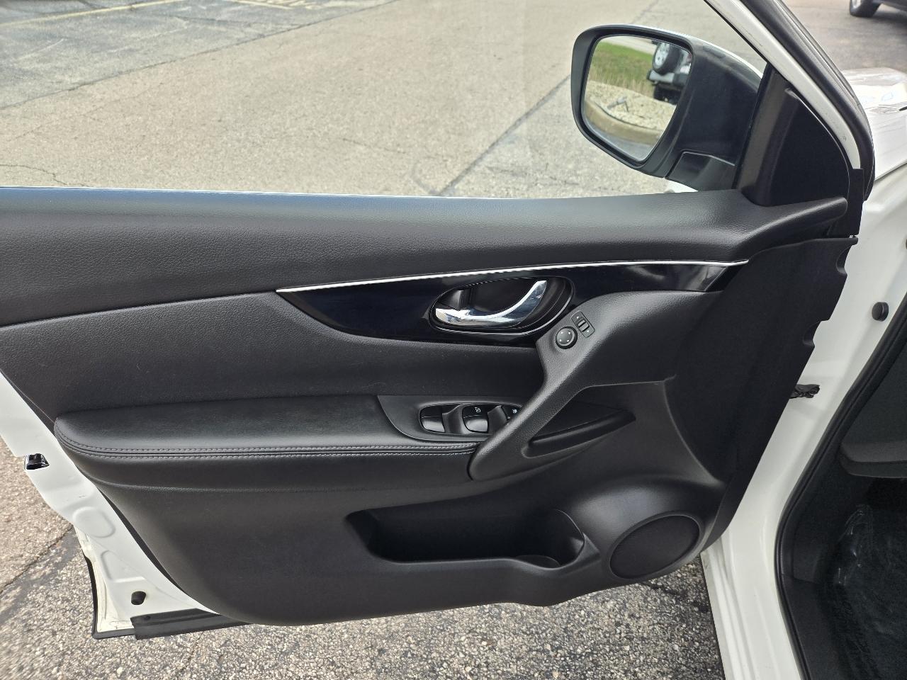 Nissan Rogue Sport AWD SL 2017