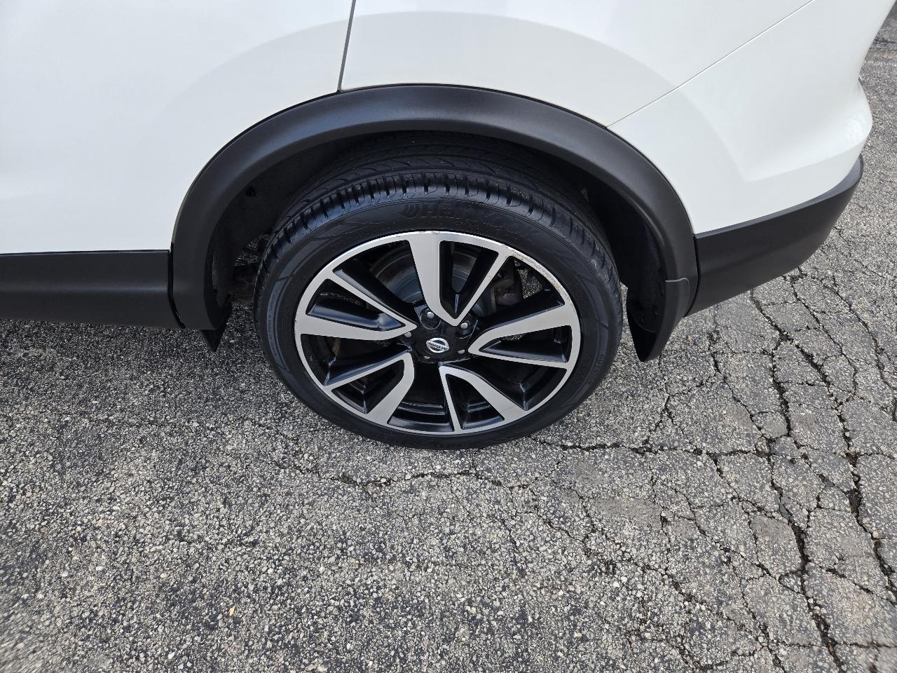 Nissan Rogue Sport AWD SL 2017